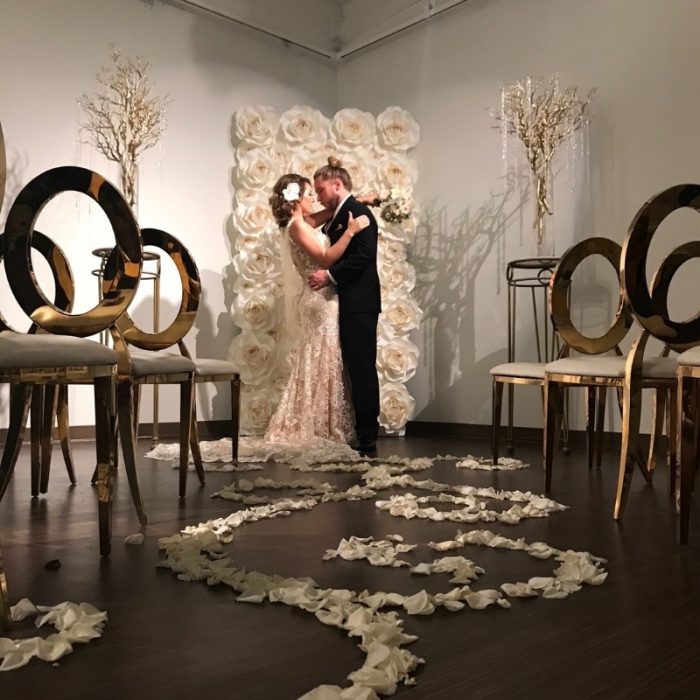 Gold O Chair